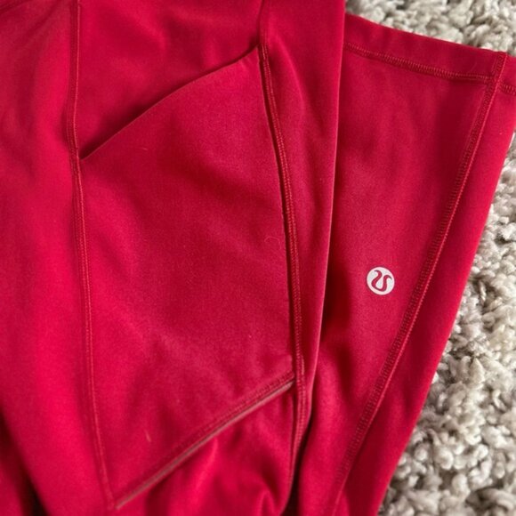 Lululemon fast and free high rise 19” capri size 4. Perfect condition! - Picture 4 of 5